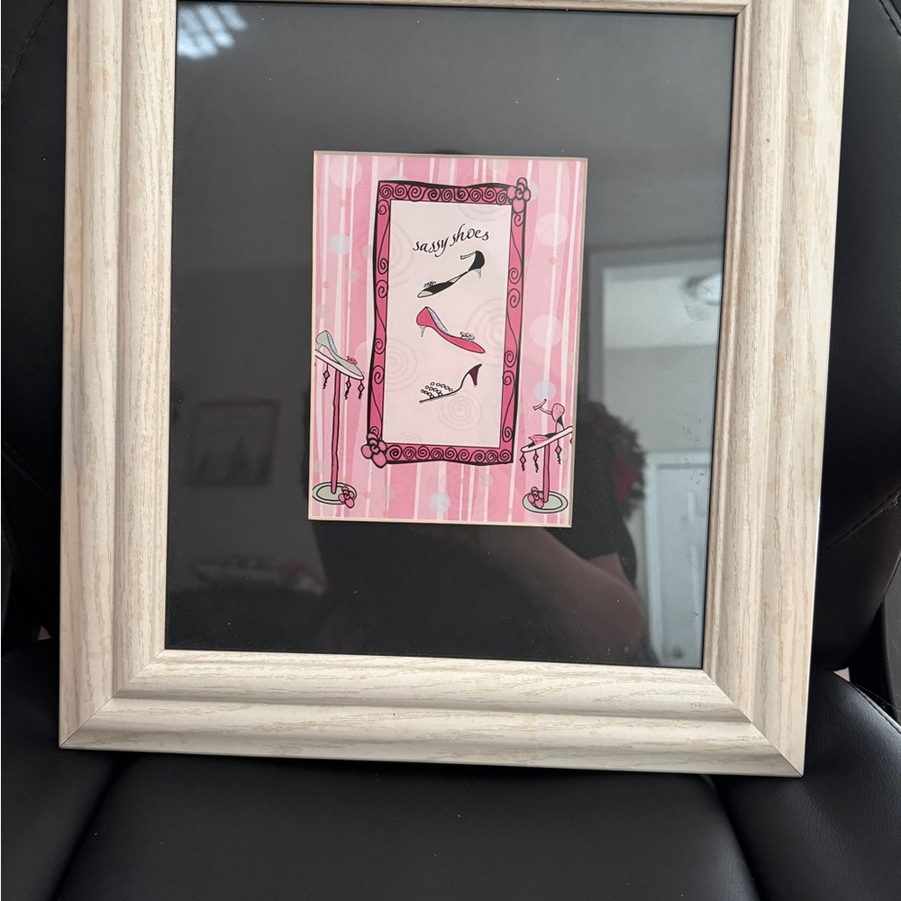 Framed Bird Art Print in Pink Frame